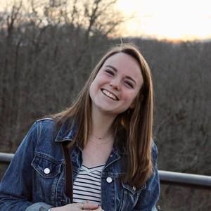 Meet your Posher, Claire